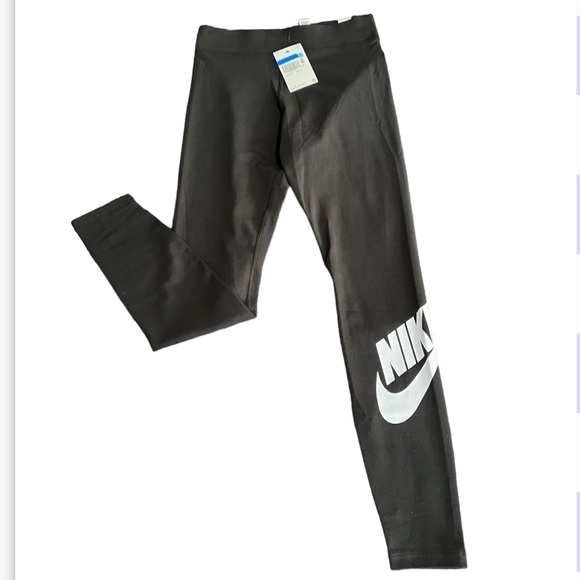 🆕 NIKE SPORTSWEAR ESSENTIAL HIGH-RISE LEGGINGS - Picture 5 of 8
